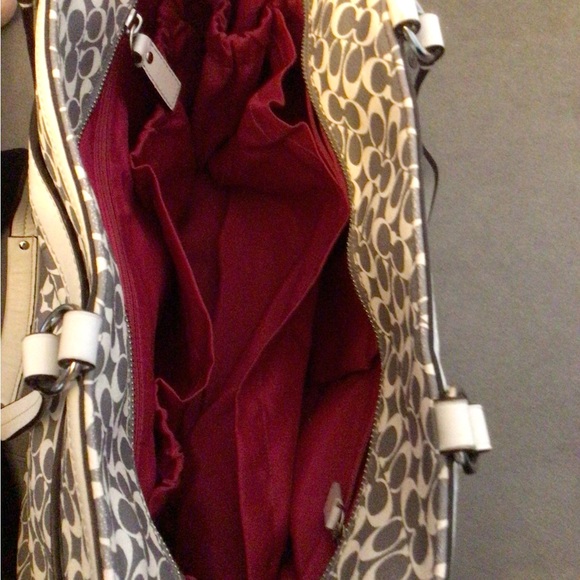 Coacher leather diaper bag in good condition. - Picture 8 of 11